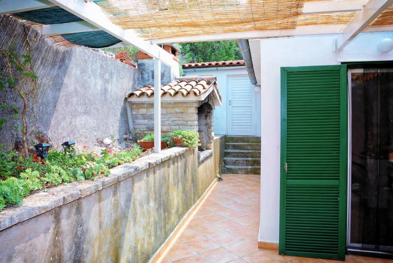 Seaside Holiday House Sali, Dugi Otok - 16128 Ngoại thất bức ảnh